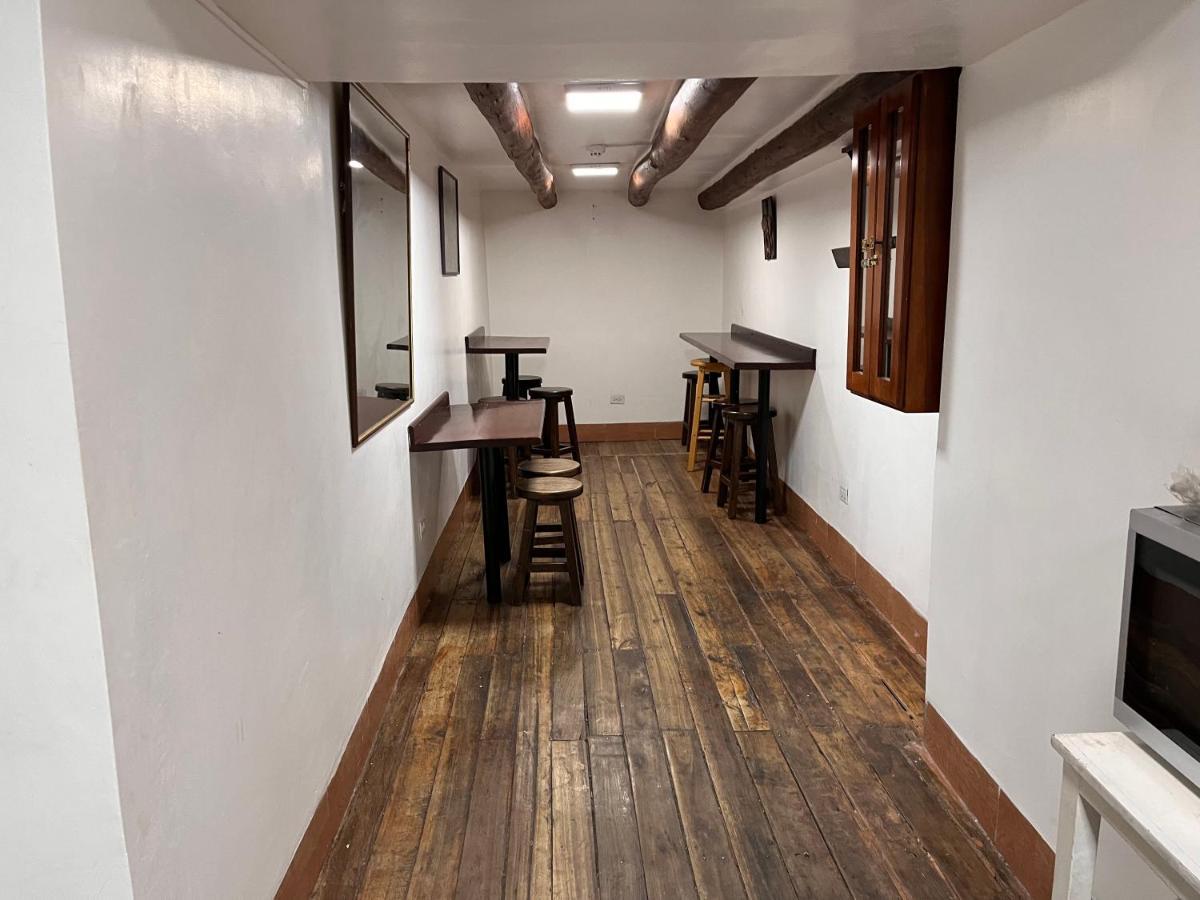 Hostal Benalcazar Quito Luaran gambar