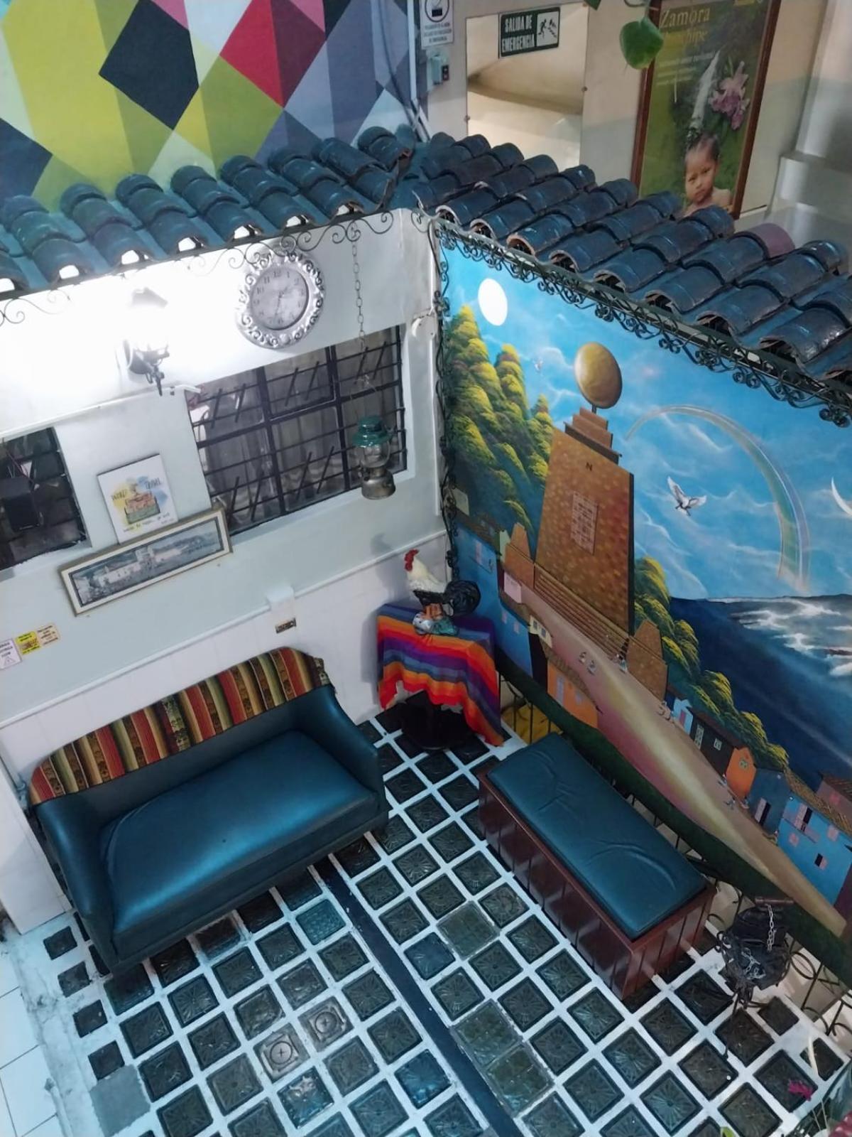 Hostal Benalcazar Quito Luaran gambar